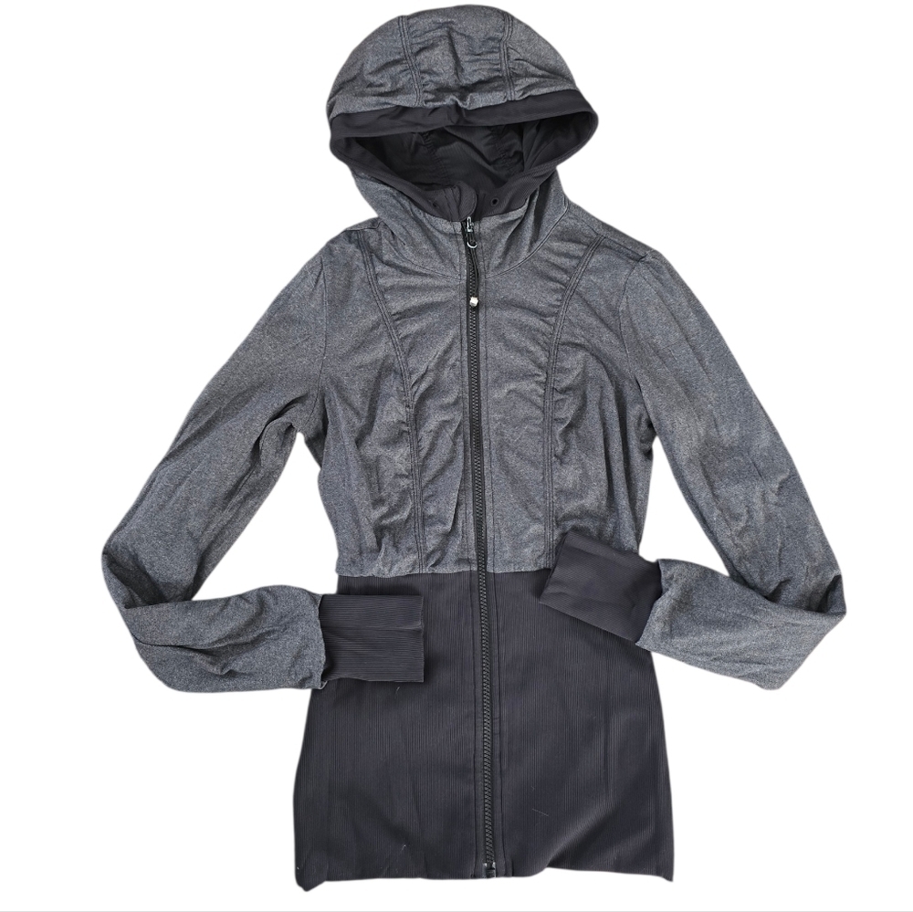 Lululemon Dance Studio Reversible Black Athletic Zip Hoodie Jacket Size 2 - Picture 4 of 9